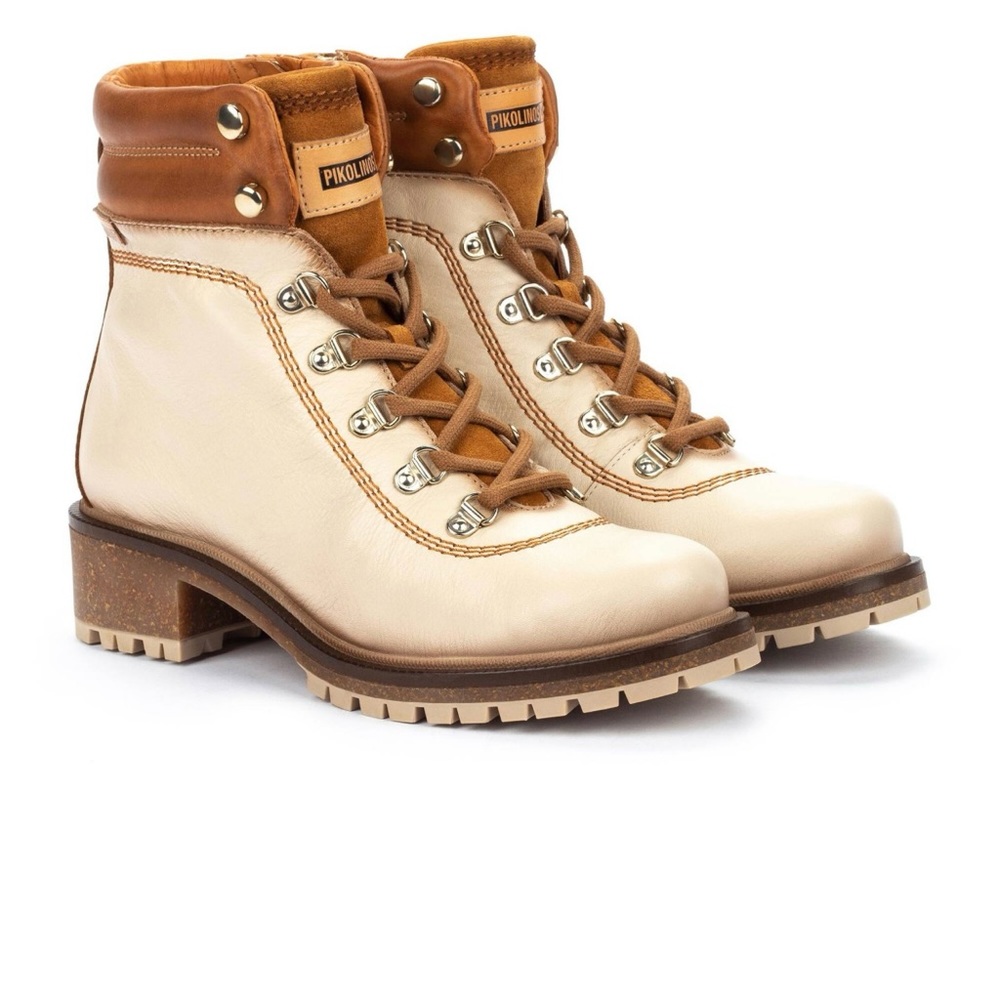 Pikolinos boots! Size 9